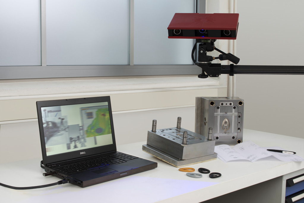 Estación de medición automatizada utilizada como imagen temporal para consultoría de ingeniería y metrología